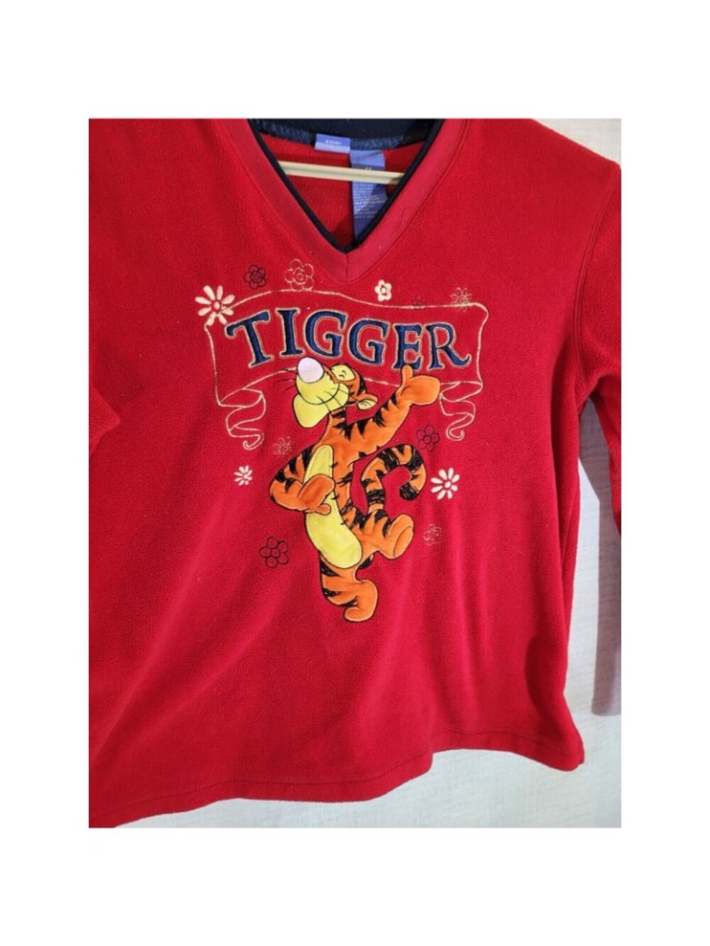 Vintage Disney Sweater Womens M Red Fleece Embroidered Tigger Winnie the Pooh - Picture 2 of 7